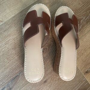 Crown & Ivy Tan Wedge Sandals